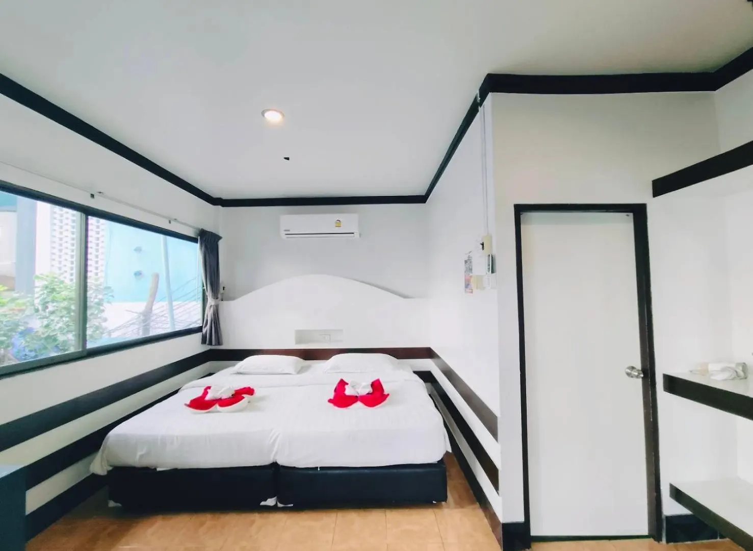 Simple Life Talay & Divers Resort Koh Tao
